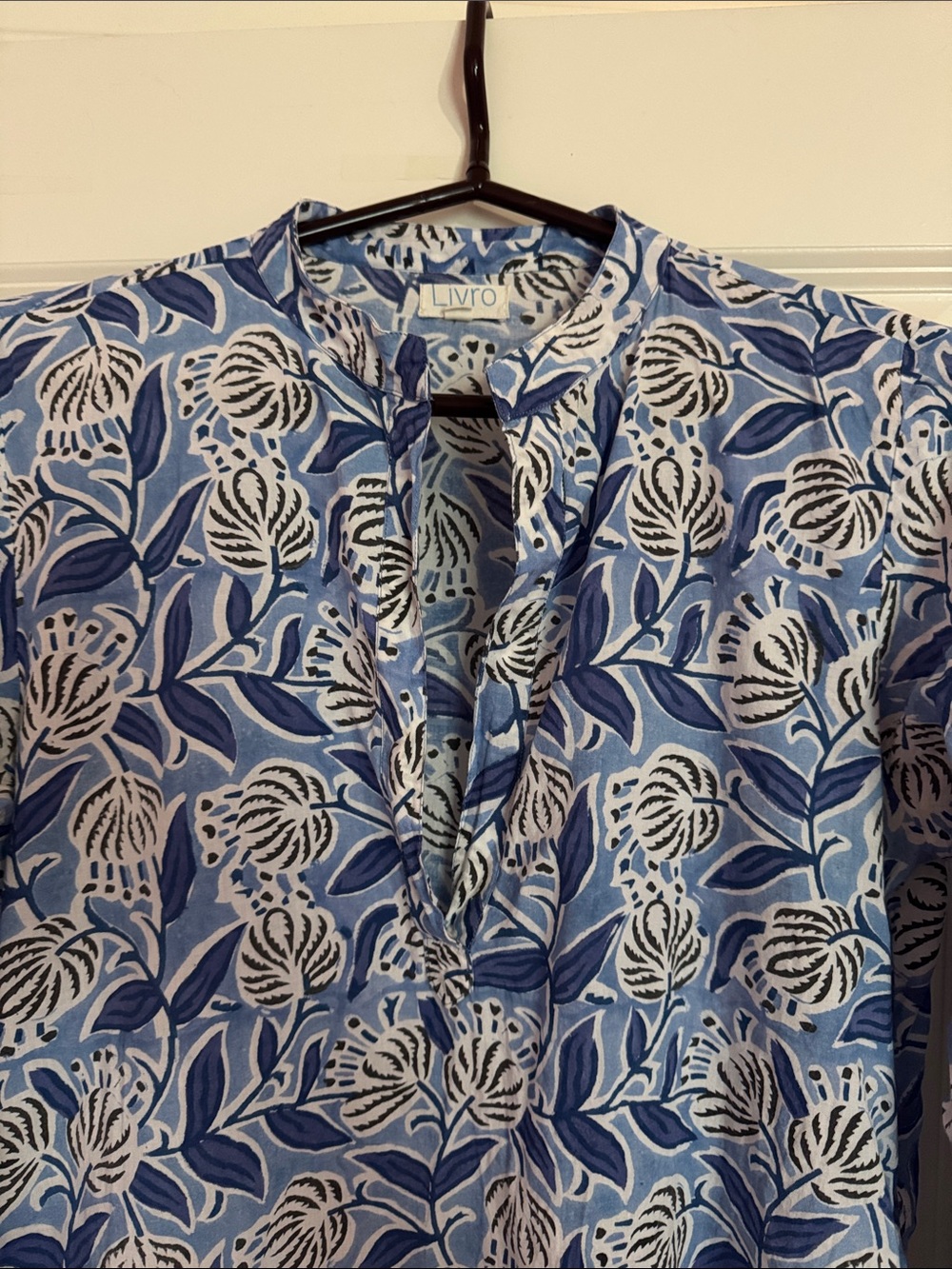 EUC Livro Maxi Caftan, Blue block print Size M - Picture 3 of 9